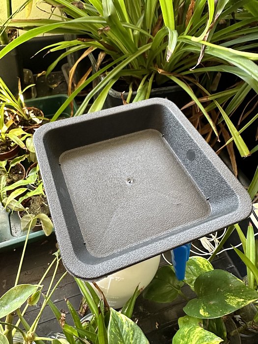 Miska pod kvetináč hranatá 14x14cm